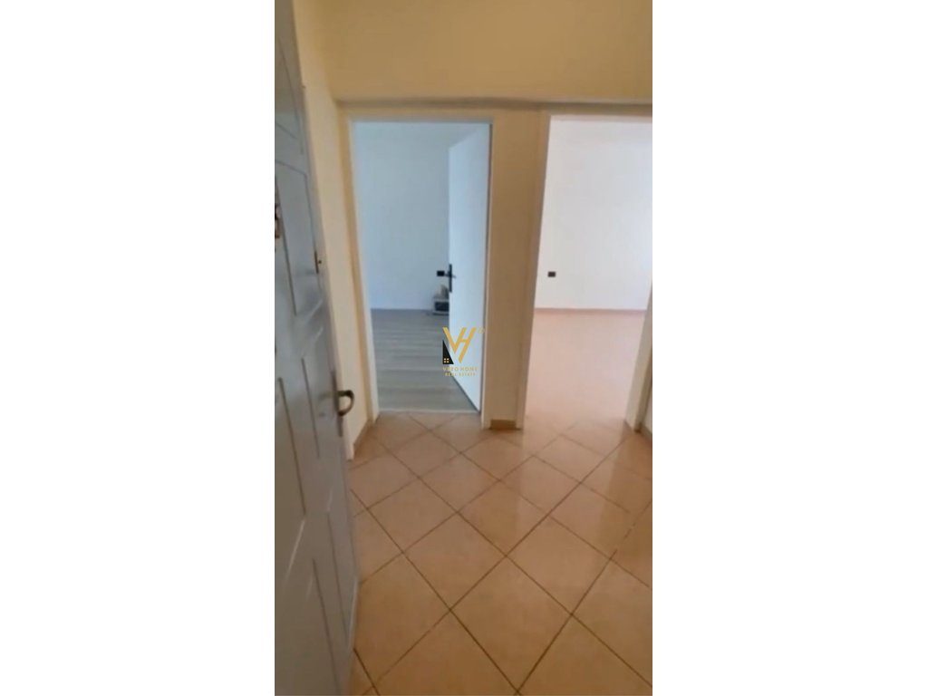JEPET ZYRE 70 M2 ME QERA TE TIRANA E RE 65.000 LEKE 4