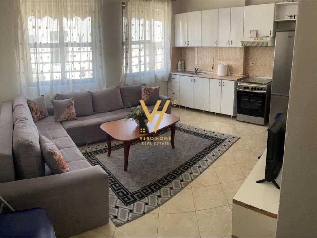 Jepet Apartament 1+1+ballkon me qera te Concordi , 5 Maji 115 m2