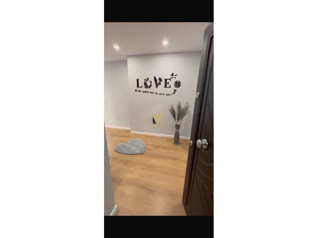 JEPET APARTAMENT 2+1+2 ME QIRA TE ZOGU I ZI 97.000 LEKE 3