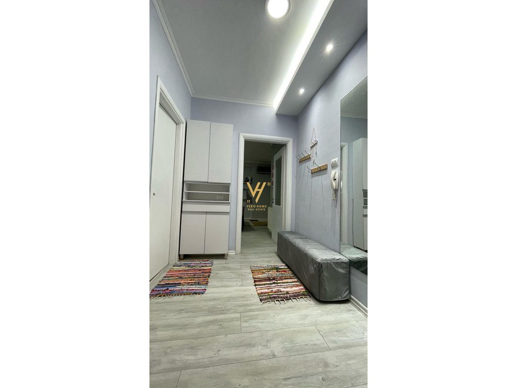 JEPET APARTAMENT 1+1 ME QERA TE KOMUNA E PARISIT 65.000 LEKE 4