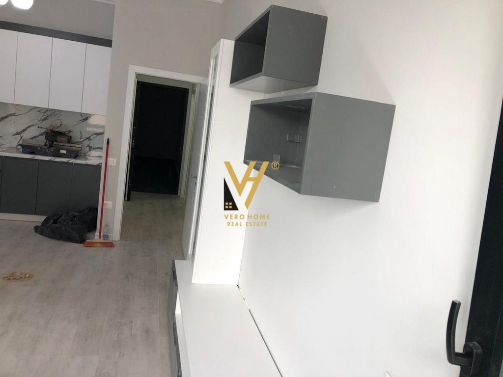 JEPET APARTAMENT 1+1+BLK ME QERA TE RRUGA E KAVAJES, SQUARE 21 650 EURO 3