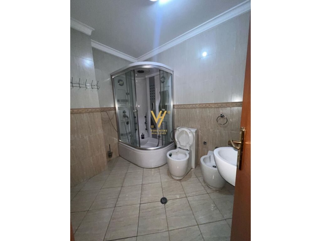 Jepet Zyre me qera te Drejtoria e Policise, Myslym Shyri 78 m2 2