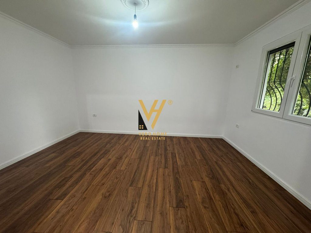 SHITET APARTAMENT 1+1 TE NISHARAKU 122.000 EURO