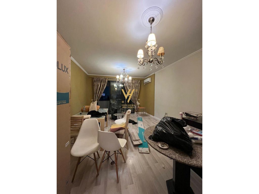 JEPET APARTAMENT 2+1+BLK ME QIRA TE KOMUNA E PARISIT 80.000 LEKE
