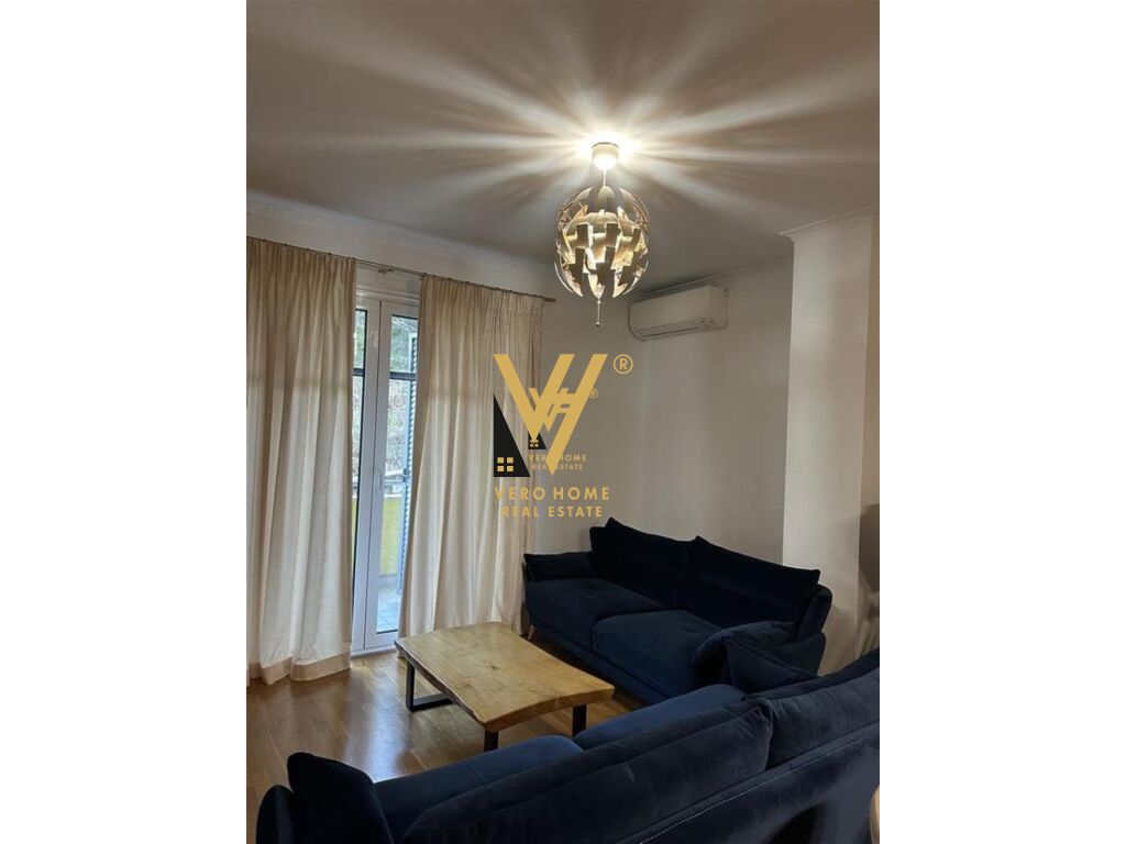 JEPET APARTAMENT 2+1+BLK ME QERA TE LIQENI I THATE 600 EURO