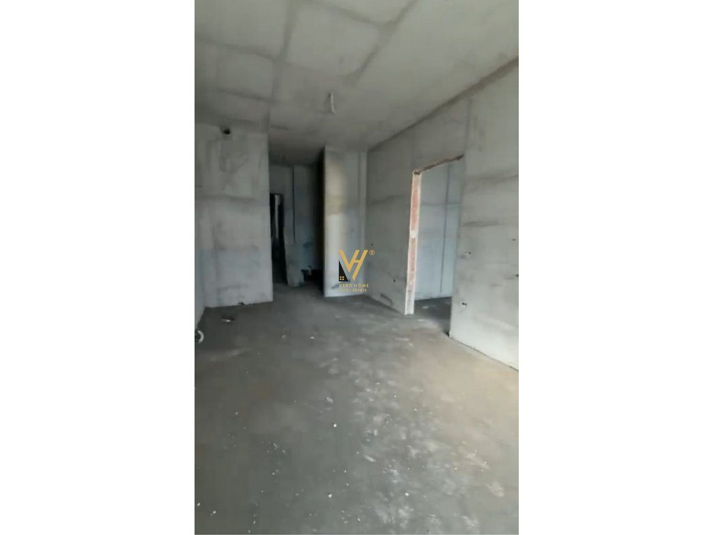SHITET APARTAMENT 1+1+BLK TE MATERNITETI I RI 126.000 EURO 4