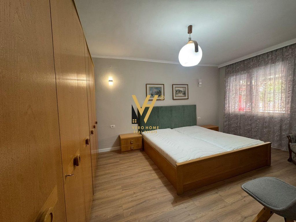 JEPET APARTAMENT 2+1 ME QERA TEK BLLOKU 800 EURO 4