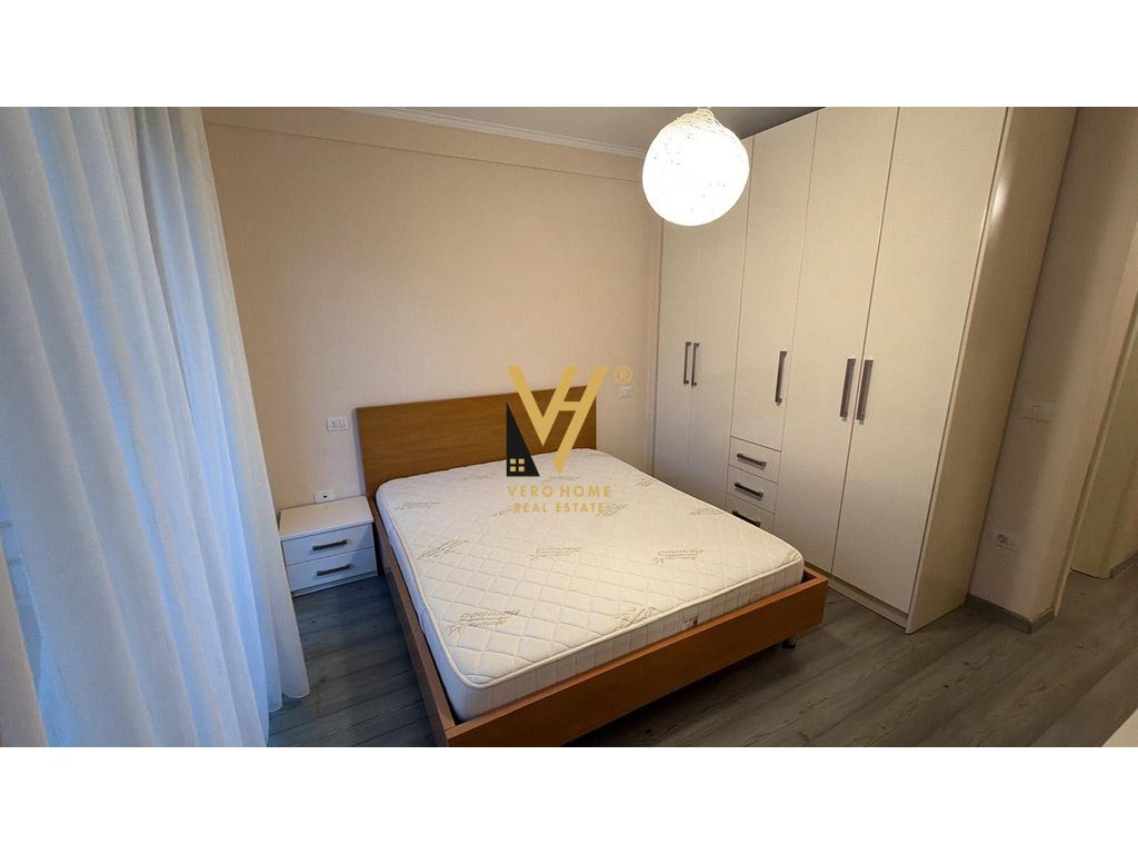 JEPET APARTAMENT 2+1+2+2BLK ME QERA TE RRUGA E KOSOVAREVE 1.000 EURO 3