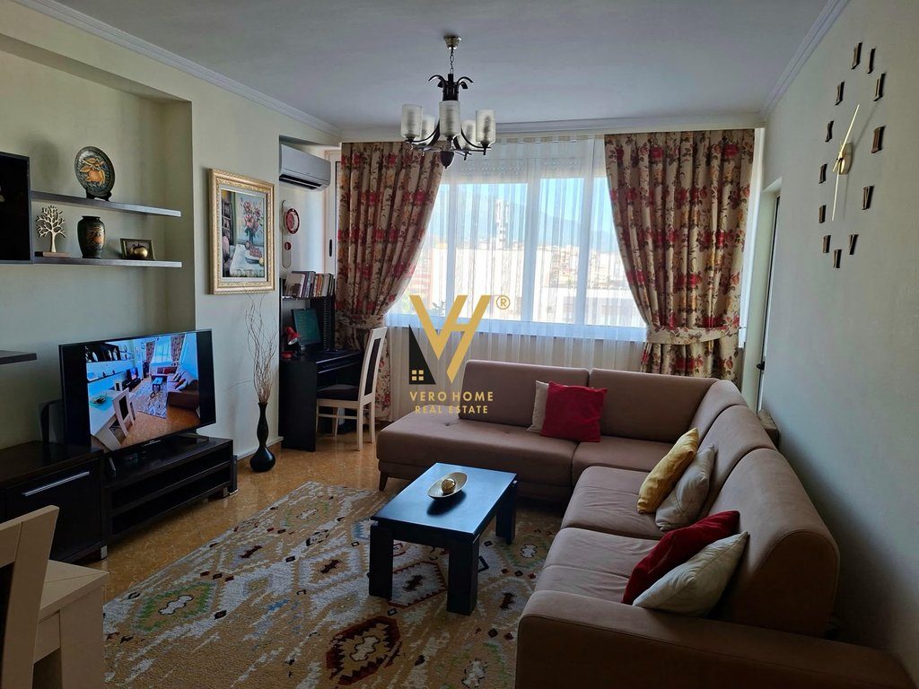 SHITET APARTAMENT 1+1+BLK TE RR.KONGRESI I MANASTIRIT 121.000 EURO