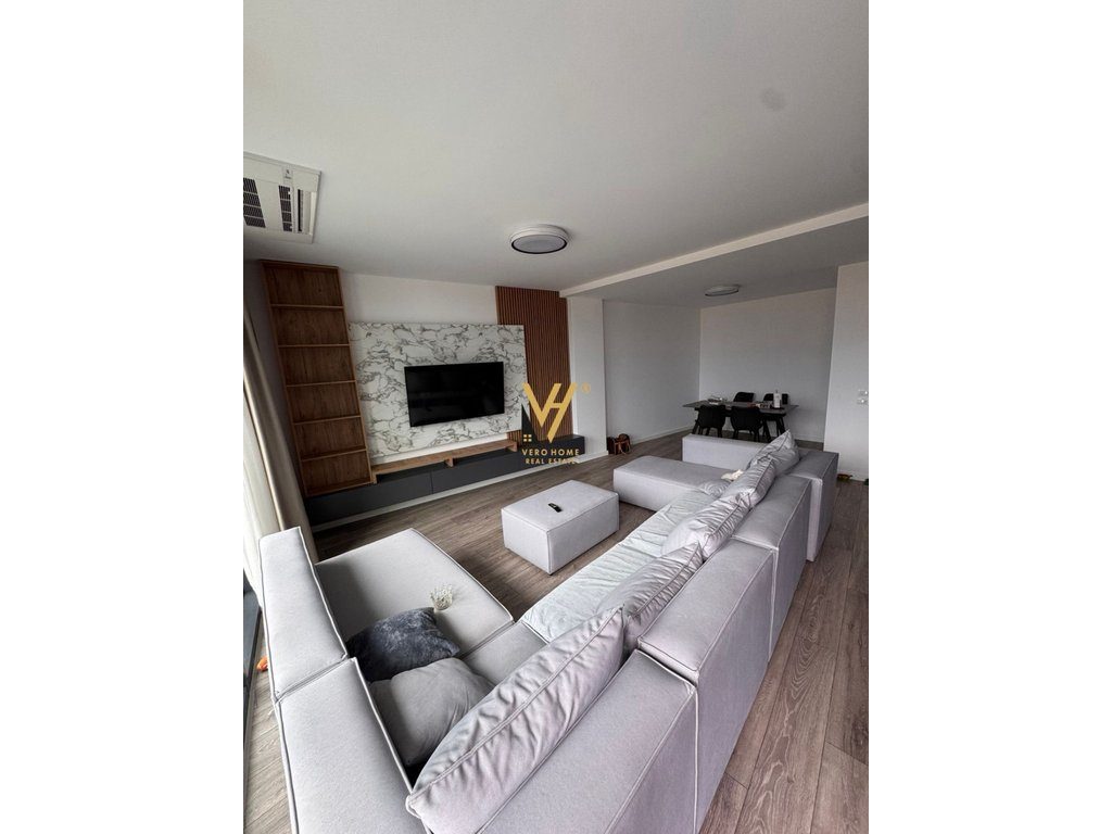 JEPET APARTAMENT 2+1+2 ME QERA TE LAKE VIEW 160.000 LEKE 2