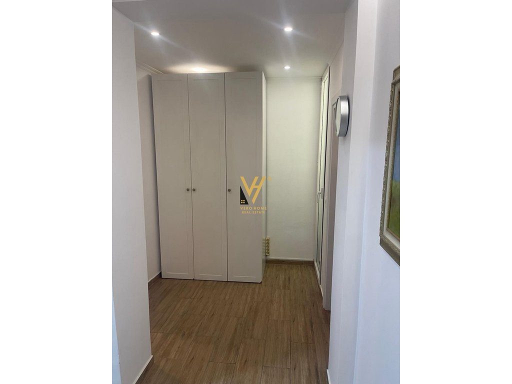 JEPET APARTAMENT 1+1 ME QIRA TE RRUGA BARDHOK BIBA 55.000 LEKE 4
