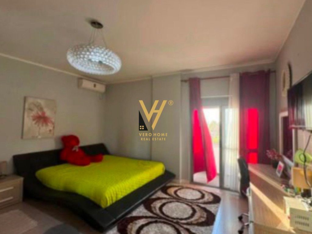 SHITET APARTAMENT 3+1+2+3BLK TE MEZEZ, TOP CHANNEL 250.000 EURO 4