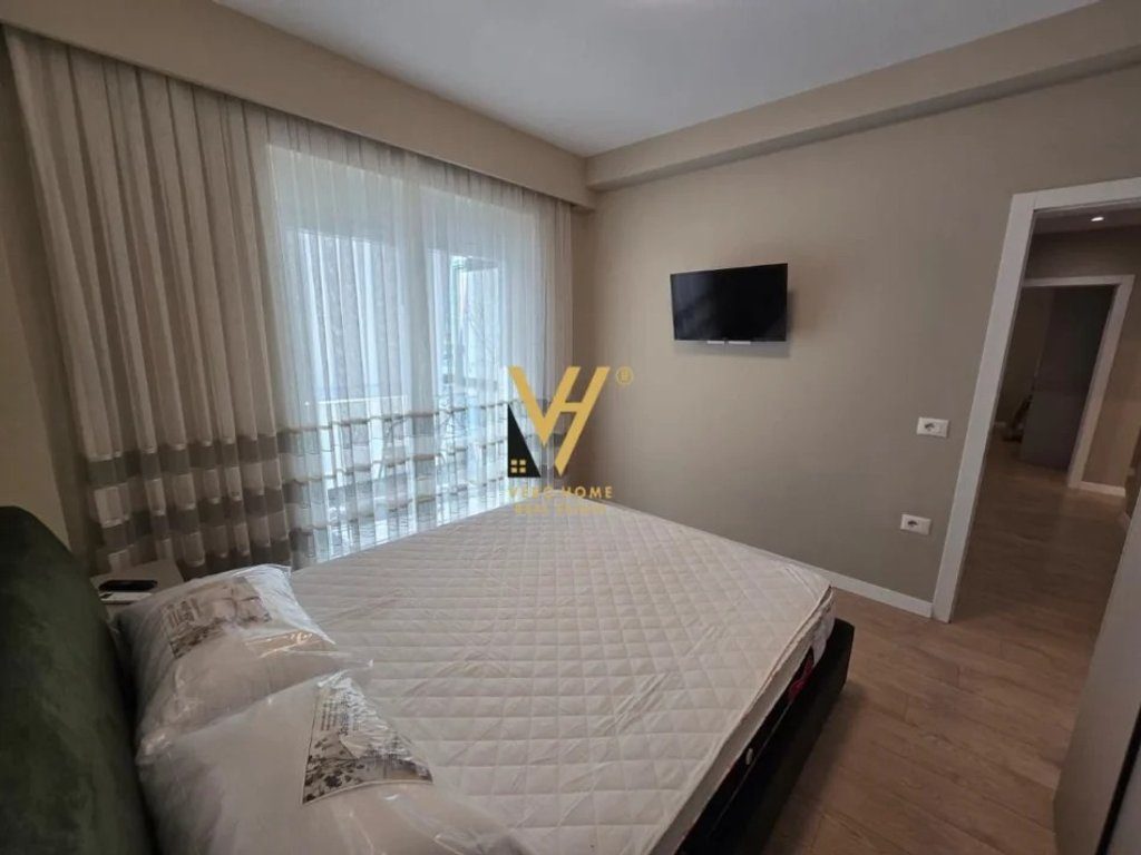 JEPET APARTAMENT 2+1+BLK ME QERA TE RRUGA E KAVAJES 850 EURO 4
