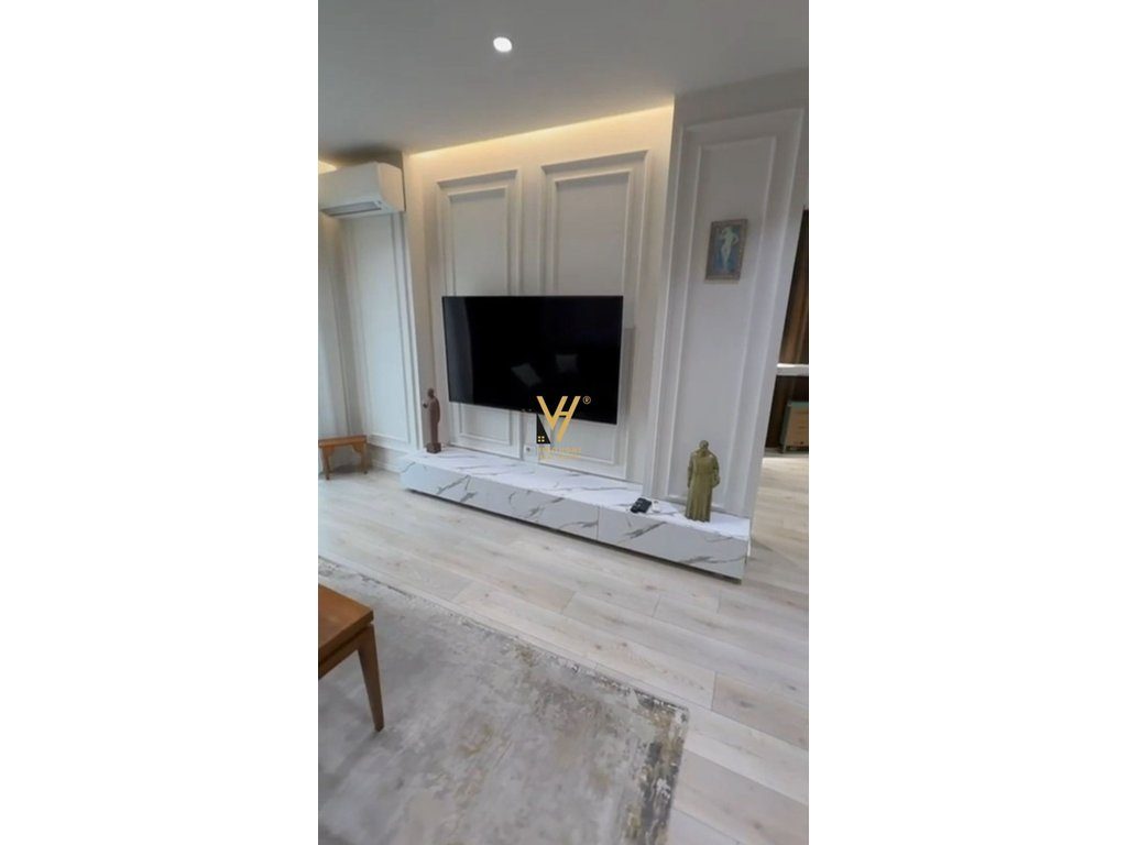 JEPET APARTAMENT 1+1+BLK ME QERA TE UNAZA E RE 65.000 LEKE 2