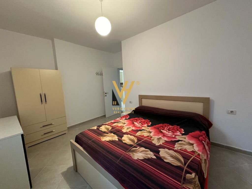 JEPET APARTAMENT 2+1+BLK ME QERA TE KODRA E DIELLIT 55.000 LEKE 2