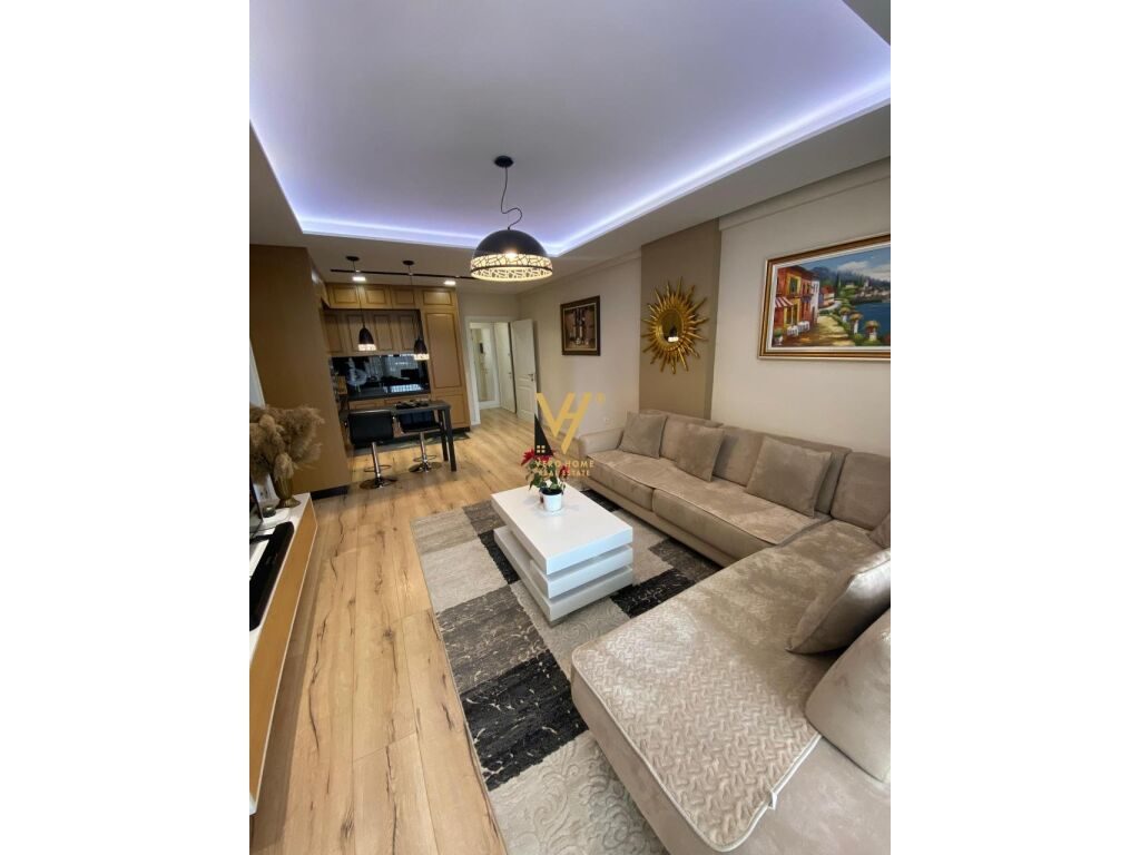 Jepet Apartament 2+1 + Blk me qera tek Ish Fusha e Aviacionit 103 m2 2