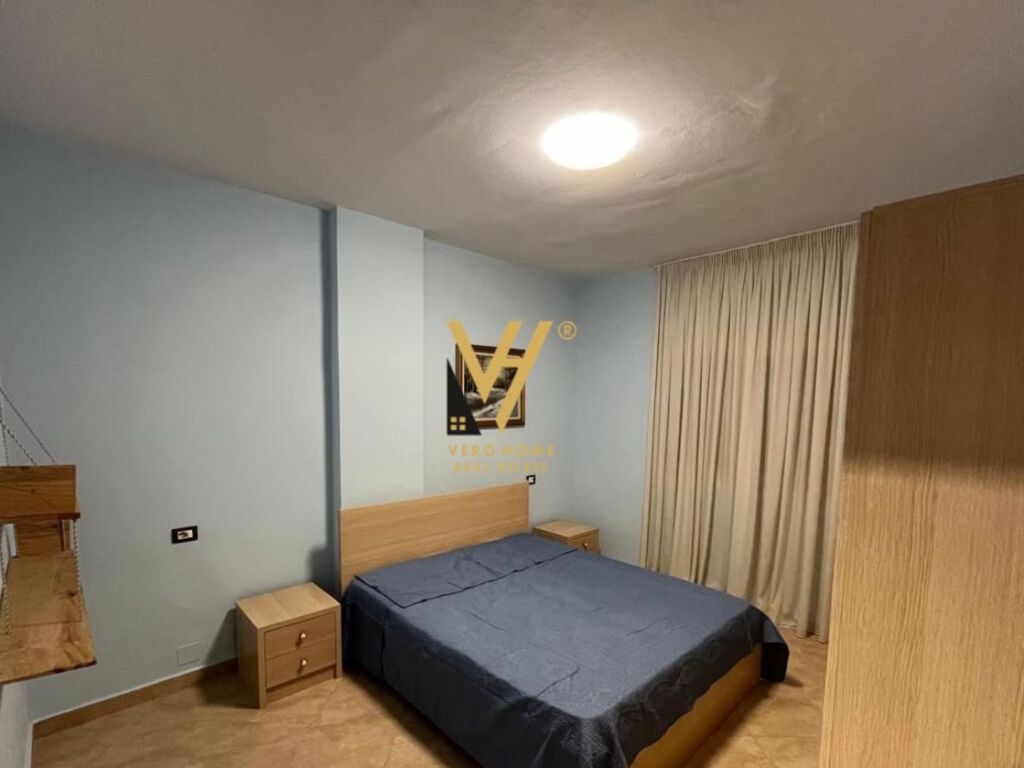 Jepet Apartament 2+1+2+ballkon me qera te Rruga 5 Maji 118 m2 4