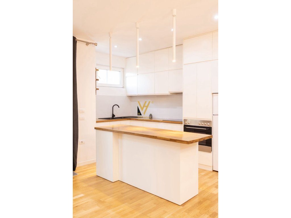 SHITET APARTAMENT 2+1+2+BLK TE ZOGU I ZI 260.000 EURO 3