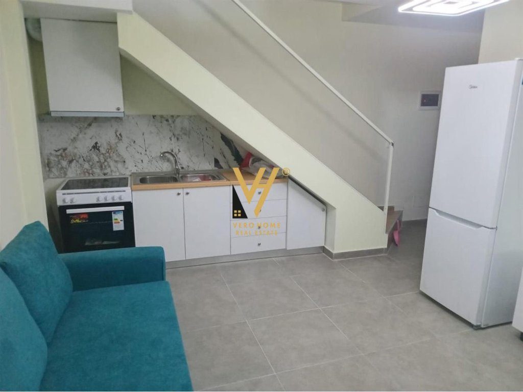 JEPET DUPLEX 1+1 ME QERA NE SELITE 40.000 LEKE