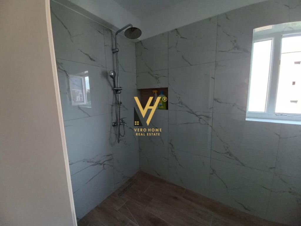 Shitet Apartament 1+1+ballkon te Pediatria 53 m2 3