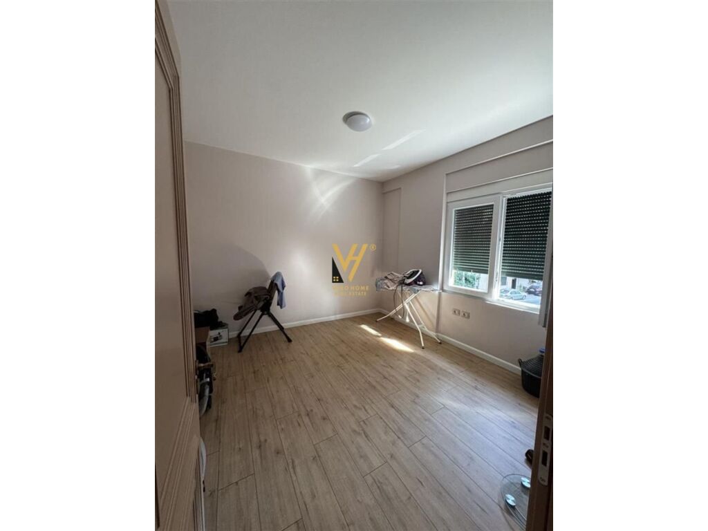 Shitet Apartament 2+1+2+ballkon te Residenca Euro 3D , Selite 110 m2 3