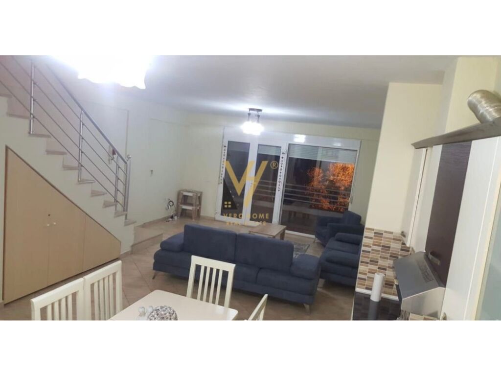 Shitet duplex te Kodra e Diellit 160 m2 4
