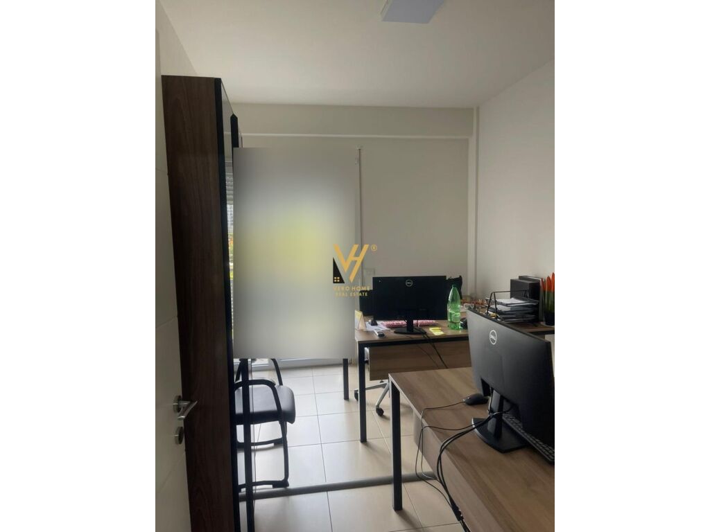 Jepet Zyre me qera te Rruga e Kosovareve 170 m2