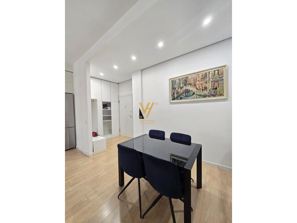 JEPET APARTAMENT 2+1+2+BLK ME QIRA TE KOMPLEKSI DELIJORGJI 1.200 EURO 4