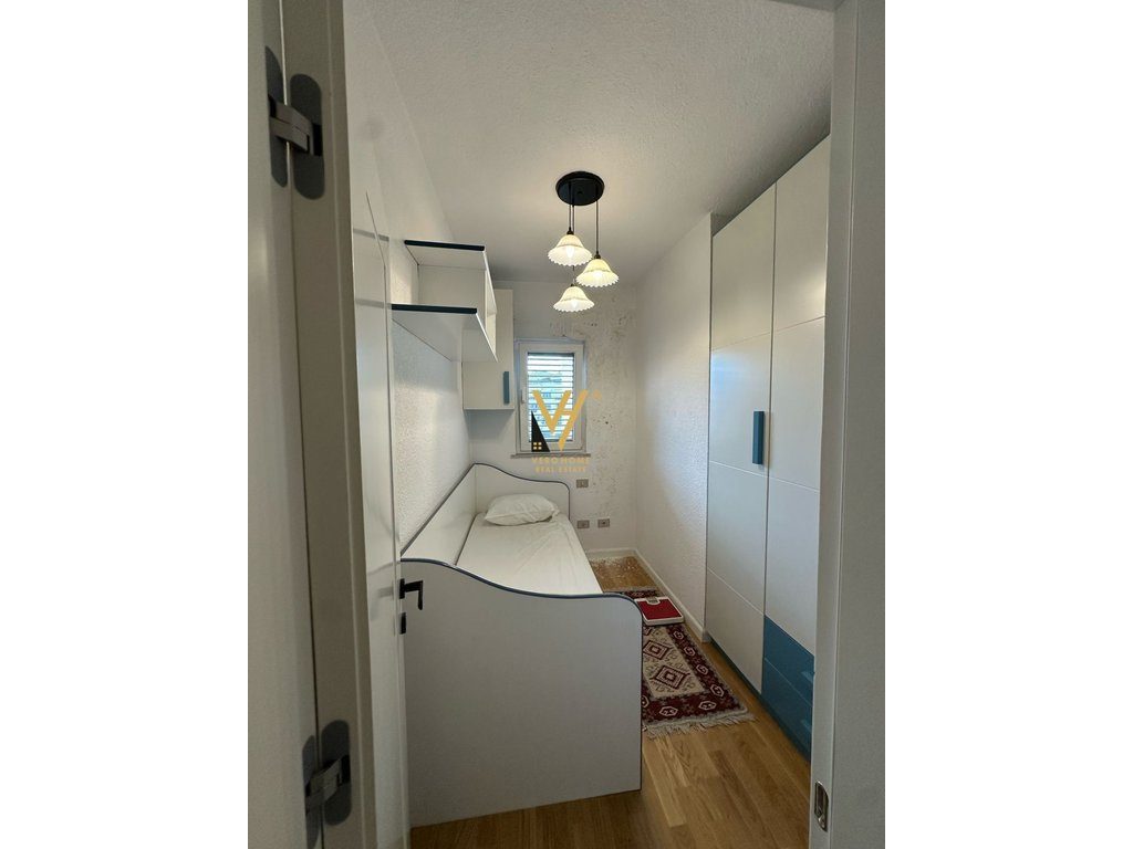 JEPET APARTAMENT 2+1 ME QERA TEK RRUGA E KOSOVAREVE 750 EURO 4