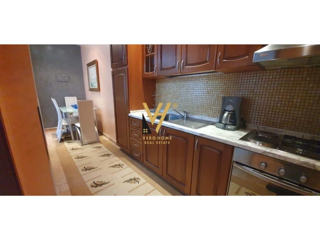 Jepet Apartament 2+1+ballkon me qera te Rruga e Kosovareve 70 m2 4