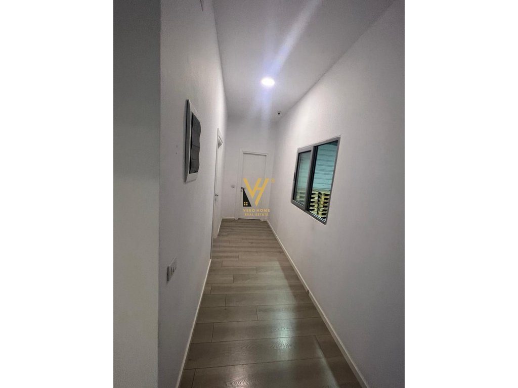 JEPET KAPANON 600 M2 ME QERA TE CITY PARK 2.600 EURO 3