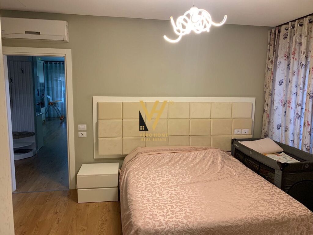 Shitet apartament 2+1+2 te Kompleksi Magnet 103 m2