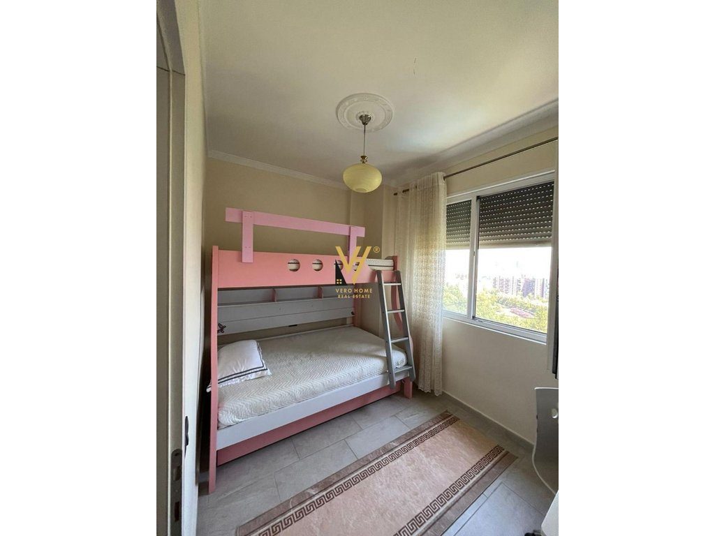 JEPET APARTAMENT 2+1+ BLK ME QERA TE KOPSHTI BOTANIK 50.000 LEKE 4
