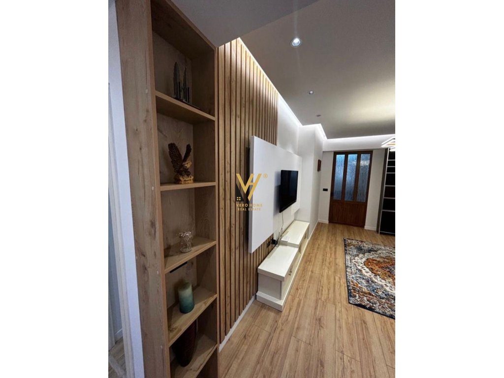 JEPET APARTAMENT 2+1+2 ME QIRA TE MYSLYM SHYRI 1.000 EURO 2