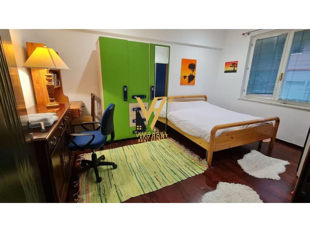 JEPET APARTAMENT 1+1 ME QERA NE BLLOK 600 EURO 4