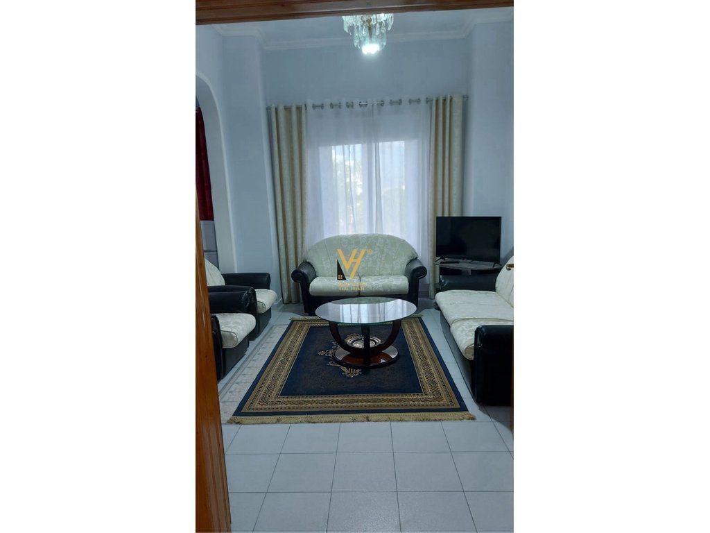JEPET APARTAMENT 2+1+BLK ME QERA TE SHALLVARET 650 EURO 1