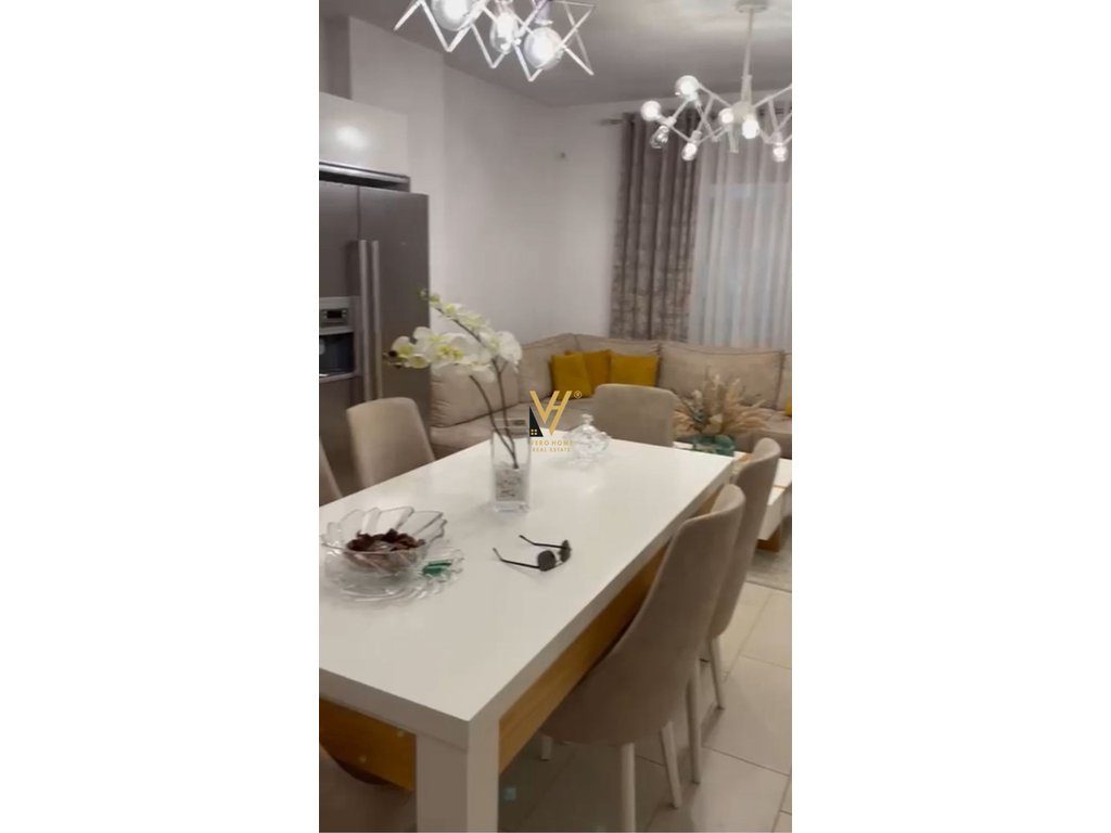 SHITET APARTAMENT 2+1+2 NE MISTO MAME 205.000 EURO