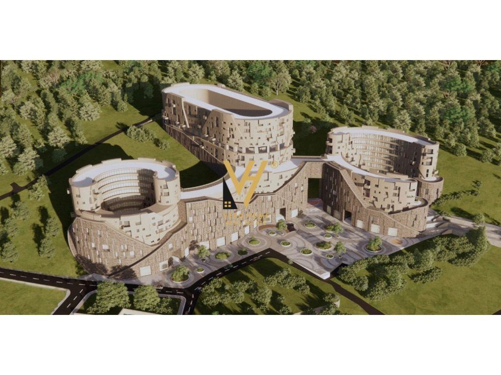 JEPET ZYRE 300 M2 ME QERA TE STADIUMI AIR ALBANIA 15.000 EURO