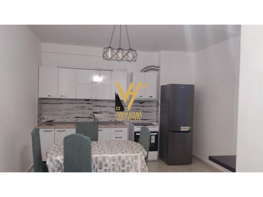 JEPET APARTAMENT 2+1+BLK ME QERA NE YZBERISHT 600 EURO 2