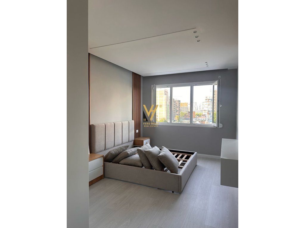 JEPET APARTAMENT 1+1+BLK ME QERA TE UNAZA E RE 600 EURO 4