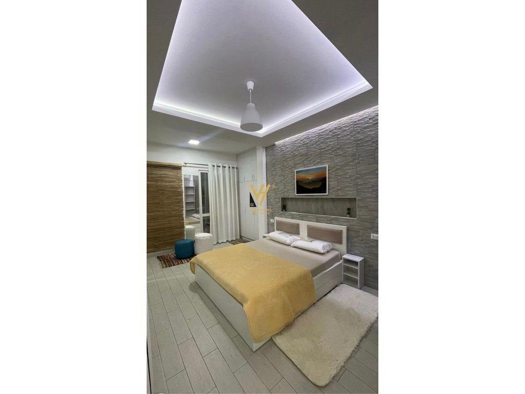 JEPET APARTAMENT 1+1+BLK ME QIRA TE KOMUNA E PARISIT 65.000 LEKE 2