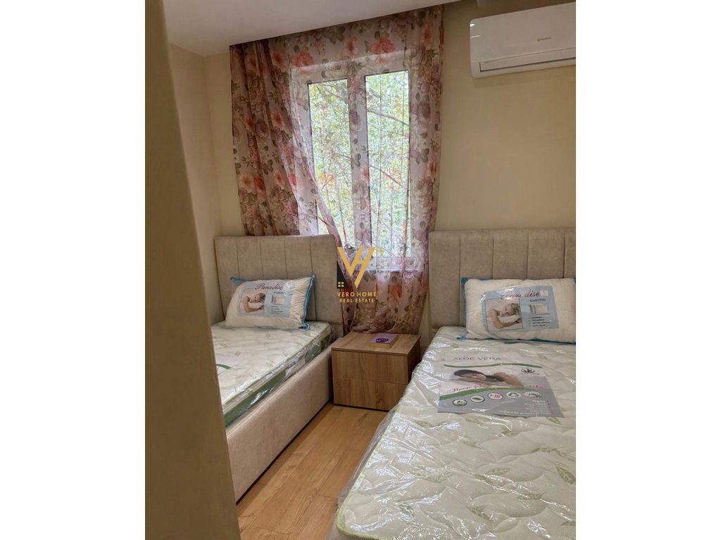 JEPET APARTAMENT 2+1 ME QERA TE BLV BAJRAM CURRI 550 EURO 4