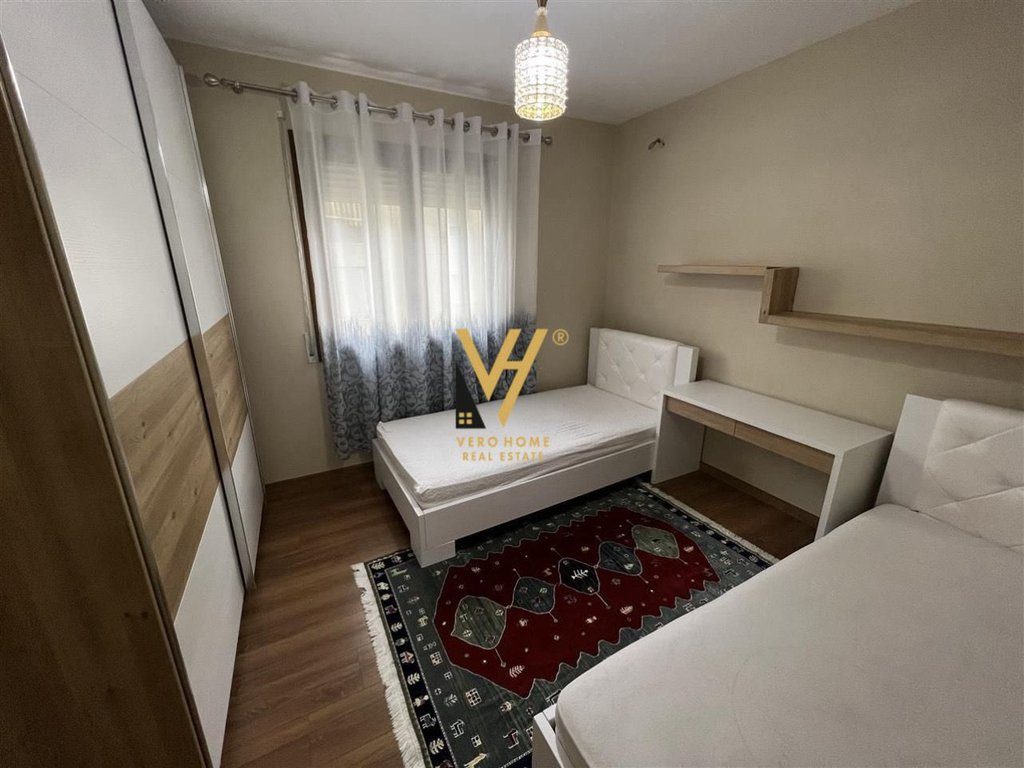 JEPET APARTAMENT 2+1+2+BLK ME QIRA TE KOPSHTI BOTANIK 800 EURO 4