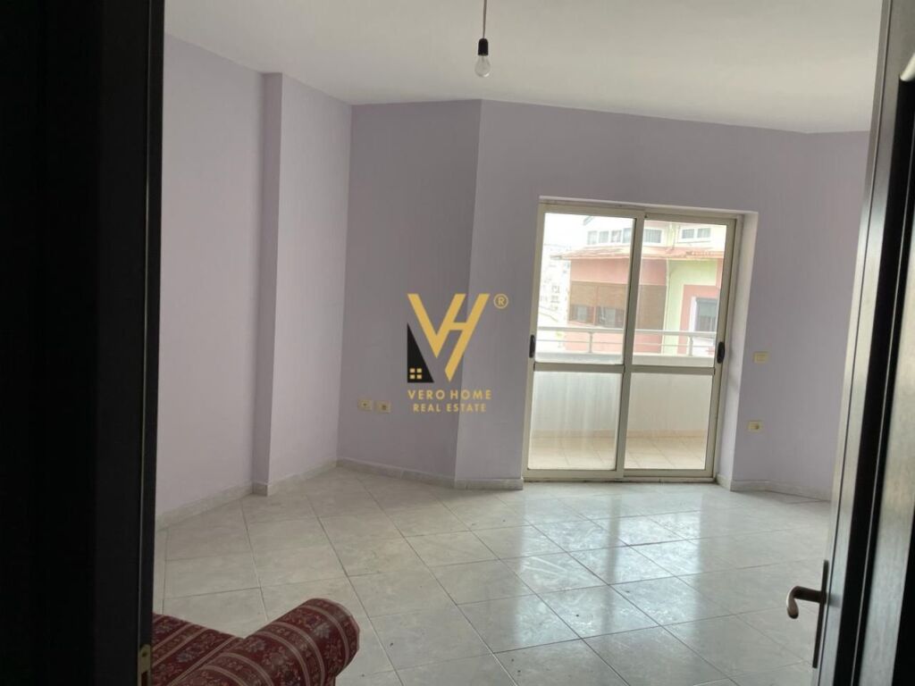 Shitet Apartament 3+1+2 te Fresku 158 m2 3