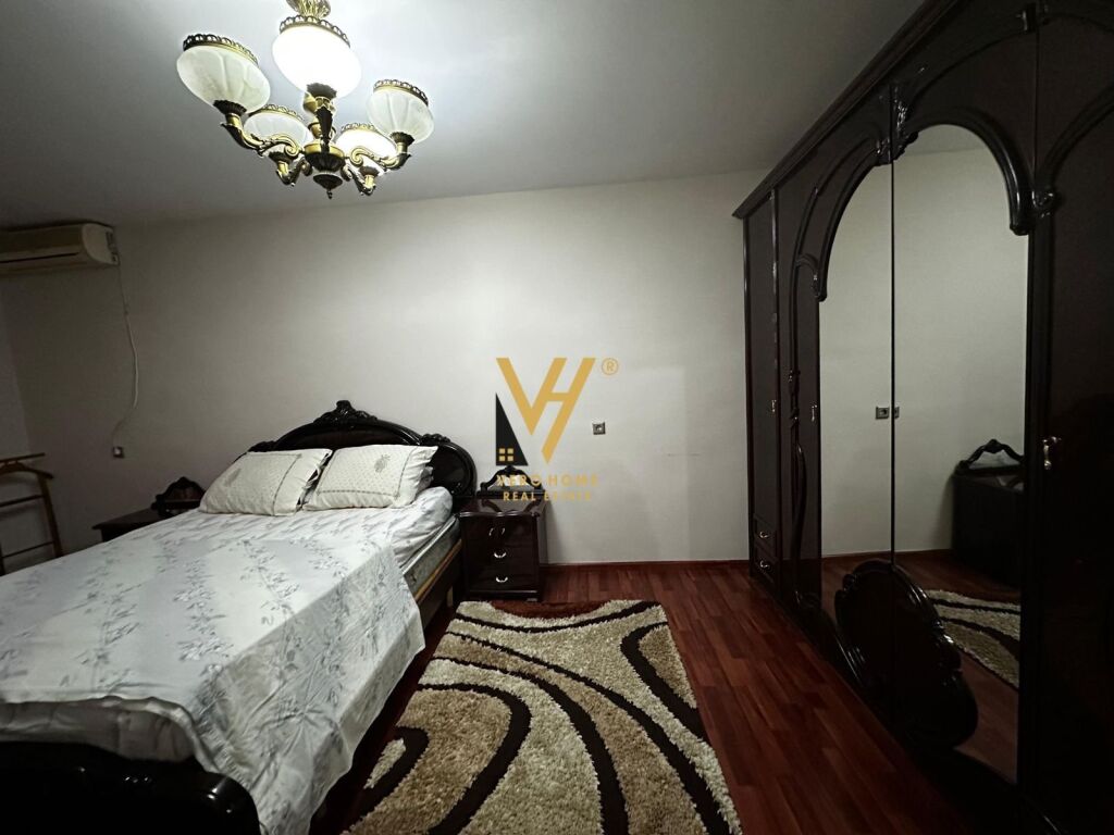 Jepet Apartament 2+1+ballkon me qera te Rruga Fortuzi 85 m2 2