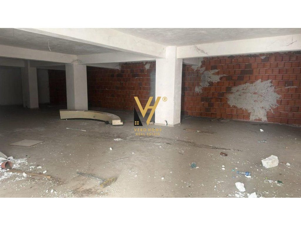 SHITET AMBIENT BIZNESI 262 M2 NE FRESK, LINZE 262.000 EURO