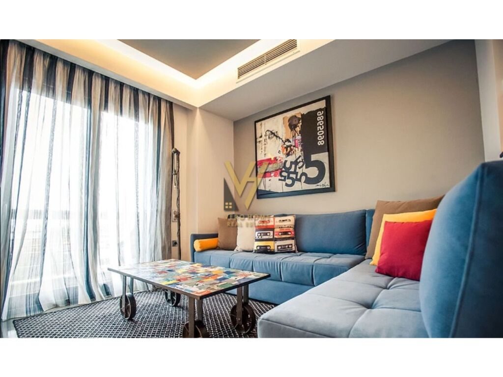 Shitet apartament 3+1+2 te Unaza e Re , Molla Shpk 133 m2