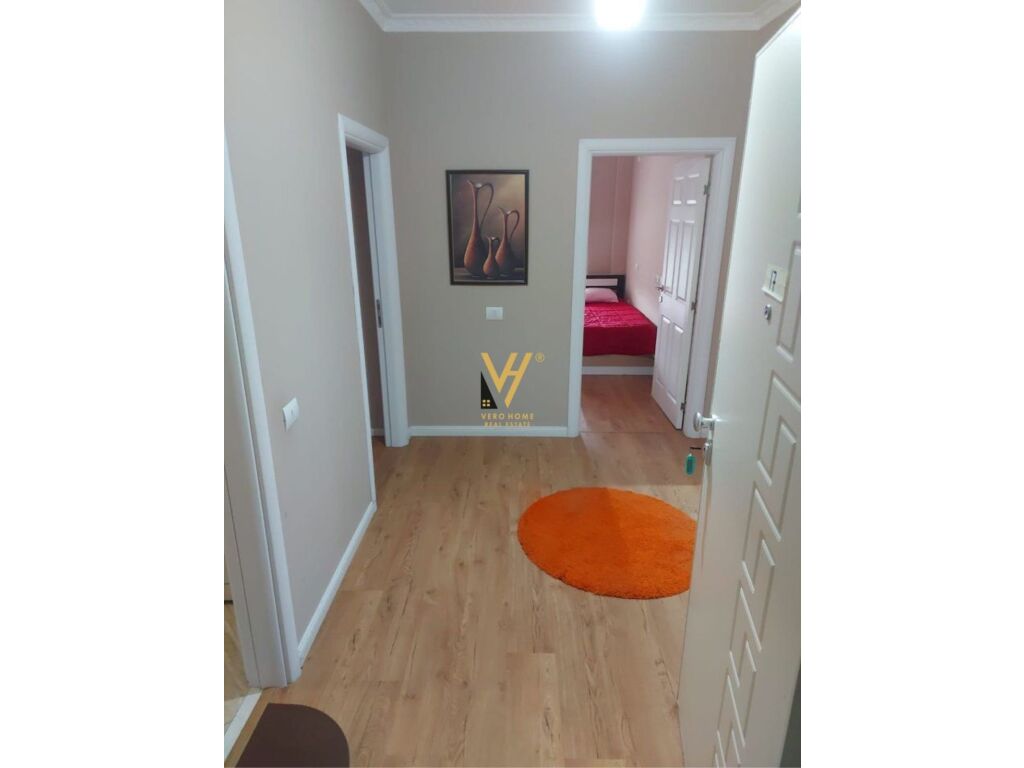 Jepet Apartament 2+1+ballkon me qera te Kopshti Botanik 93 m2