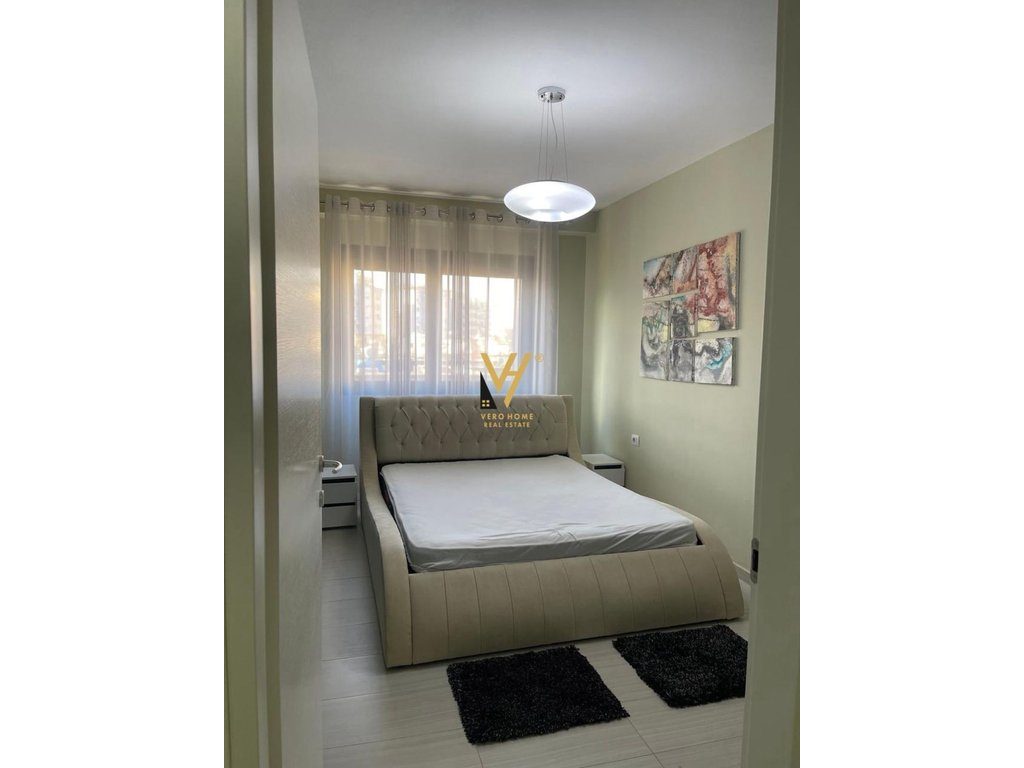 JEPET APARTAMENT 1+1+BLK ME QERA TE STADIUMI DINAMO 60.000 LEKE 2