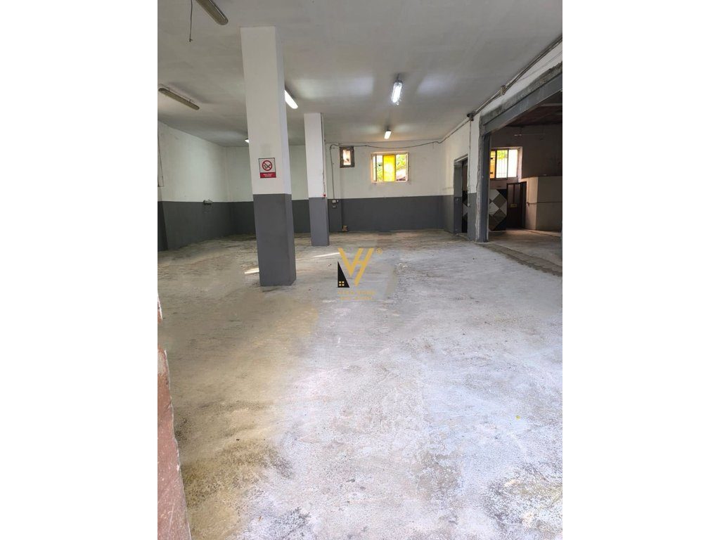 JEPET MAGAZINE 390 M2 ME QERA TE RRUGA SIRI KODRA 1.700 EURO 1